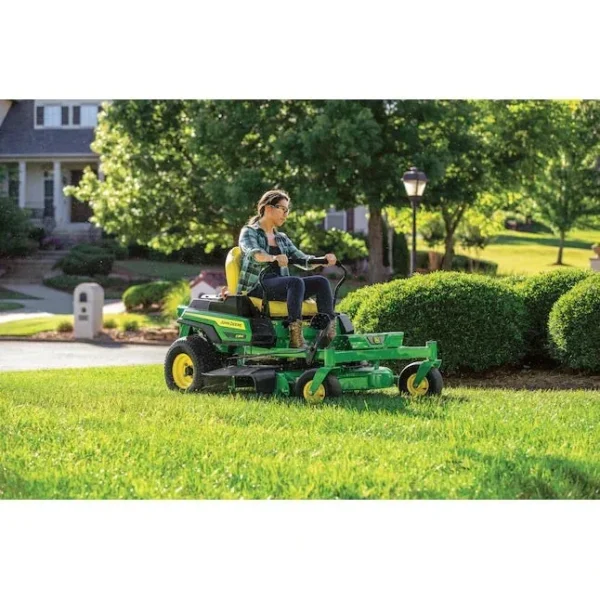 John Deere Z315E ZTrak 42-in 20-HP V-twin Zero-turn Lawn Mower - Image 8